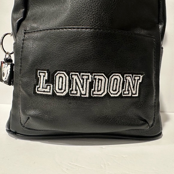 Disney Minnie London Backpack - Picture 4 of 12